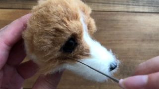 羊毛フェルトで作るビーグル犬の作り方