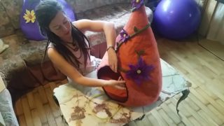 Unboxing Woolen cat cave from Feltedfeelings.etsy.com